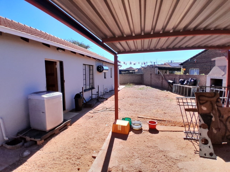 3 Bedroom Property for Sale in Kathu Northern Cape